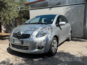 Toyota Yaris 1.4 anno 2008