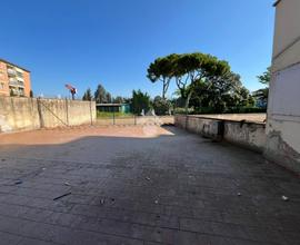 NEGOZIO A FIRENZE