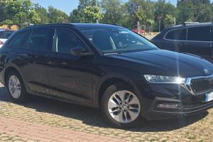 Skoda OCTAVIAN Vagon 2.0 TDI cambio automatico