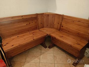 Cassapanca angolare con contenitore