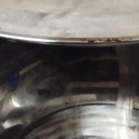 Contenitore con coperchio olio o vono