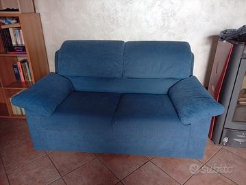 divano due posti bllu