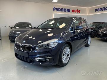 BMW 216 d Active Tourer Luxury 116 CV 6M Neopatent