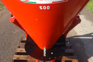 Spandiconcime Cosmo 500