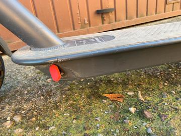 Monopattino elettrico usato