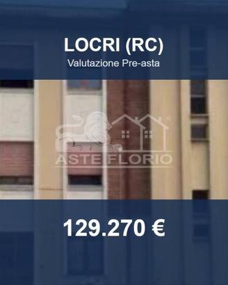 Immobile in asta di 104 m² a Locri