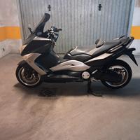 Yamaha T Max - 2011