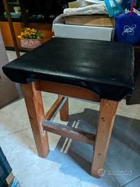 Sgabello Rustico in Legno Massiccio 