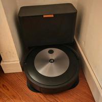 I Robot Roomba j7+