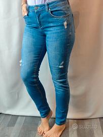 Jeans Stradivarius taglia M