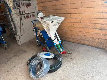 Intonacatrice 220 v fassa