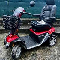 Scooter elettrico per anziani o disabili
