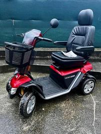 Scooter elettrico per anziani o disabili