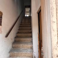 Casa indipendente con garage - Belvì (NU)