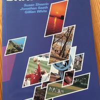 Libro vintage "Spotlight on Britain"