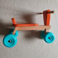 quadriciclo in legno 