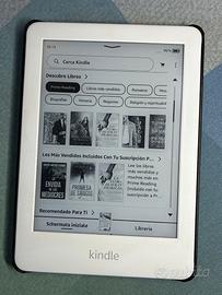 Amazon Kindle (10ª Gen) Bianco + Custodia d'Arte