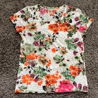 Maglietta a fiori