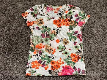 Maglietta a fiori