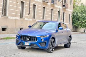 Maserati Levante V8 580 CV AWD Trofeo