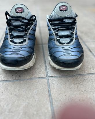 Scarpe Nike usate