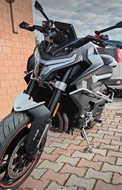 cf moto 800nk Advanced 