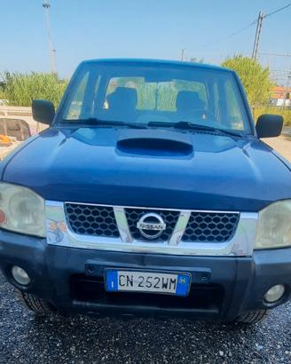 Nissan autocaPick up4x4