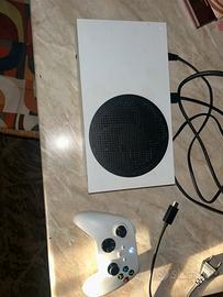 Xbox Serie S - (usata poche volte) + Scatola e pad