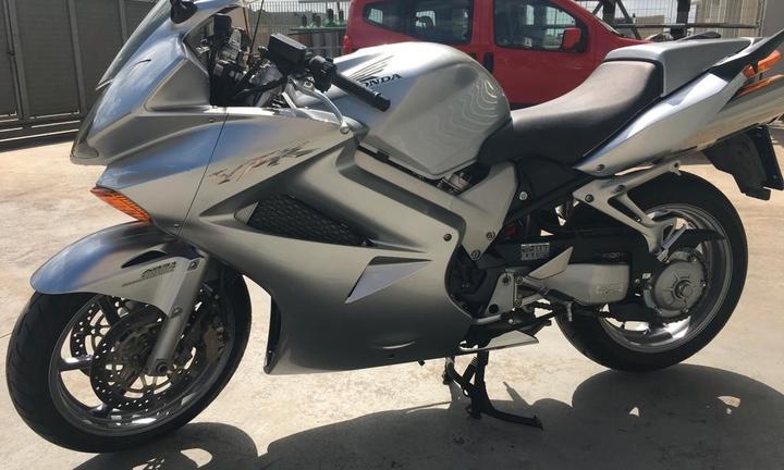 Honda VFR 800 - 2007