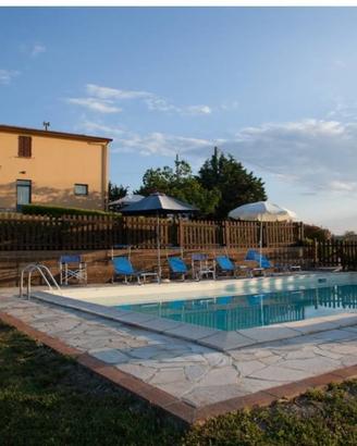 Villa di 280 m² con più di 5 locali a Casole d'Els