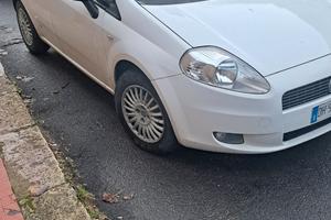 fiat  grande punto 1.3 multijet 75 cv 