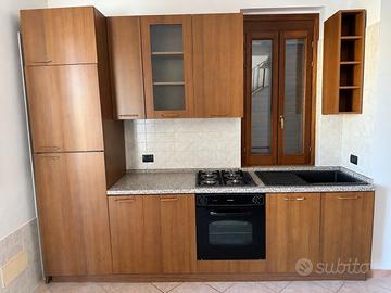 Cucina lineare 285cm