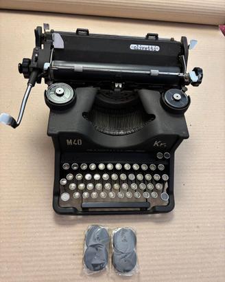 Macchina da scrivere Olivetti M40 kr