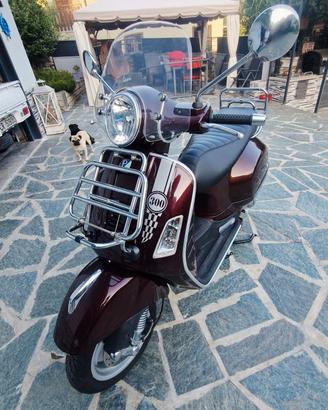 Vespa 300 touring color Terra di Toscana