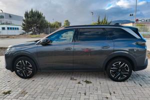 Peugeot 5008 Hybrid Allure
