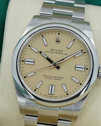 ROLEX OYSTER PERPETUAL 134300 BEIGE 08/26 NUOVO