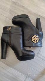 Stivaletti Tory Burch in pelle nera