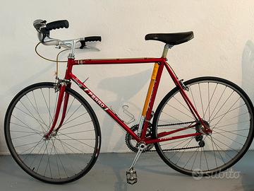 Bicicletta retrò corsa Eroica gruppo Campagnolo