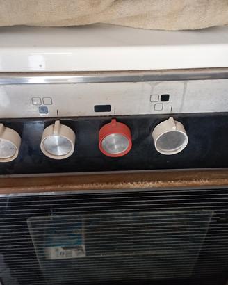 vecchia cucina gas