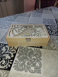 Scatola in legno portaoggetti