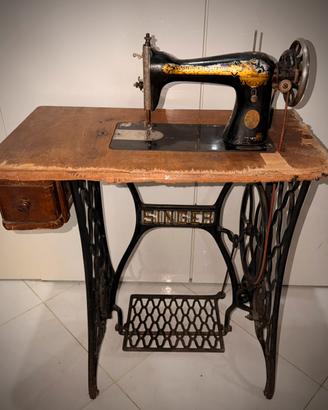 Macchina da cucire Singer originale del 1925 – €60