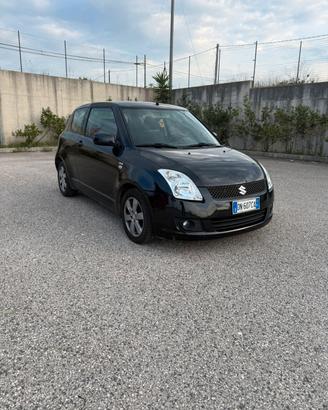 Suzuki Swift 1.3 DDiS 3p. GL