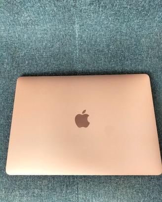 MacBook Air 13″ 2019 – Intel i5 – 8 GB RAM – 128 G