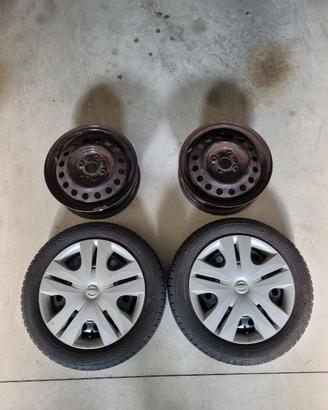Cerchi e gomme Nissan