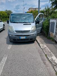 opel vivaro 
