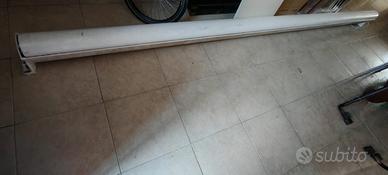 Tenda sole a braccio estendibile motorizzata