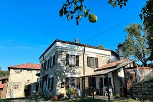 Podere agricolo con attività a Bedonia (PR)