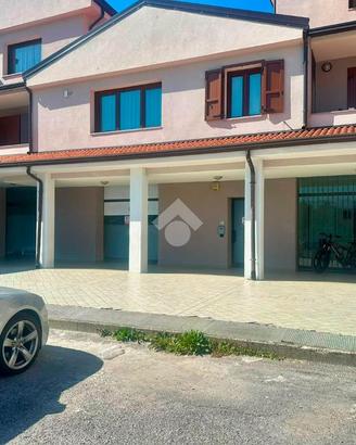 NEGOZIO A PIAN CAMUNO