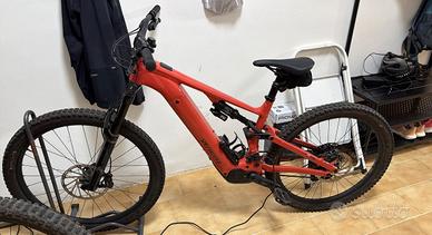 TURBO 4 Leva Alloy
