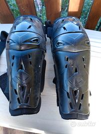 protezioni ginocchiere paratibia motocross